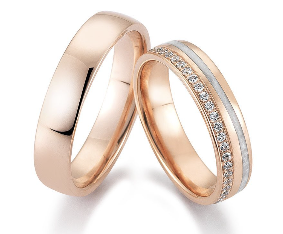 18 kt rose gold and diamond engagement ring