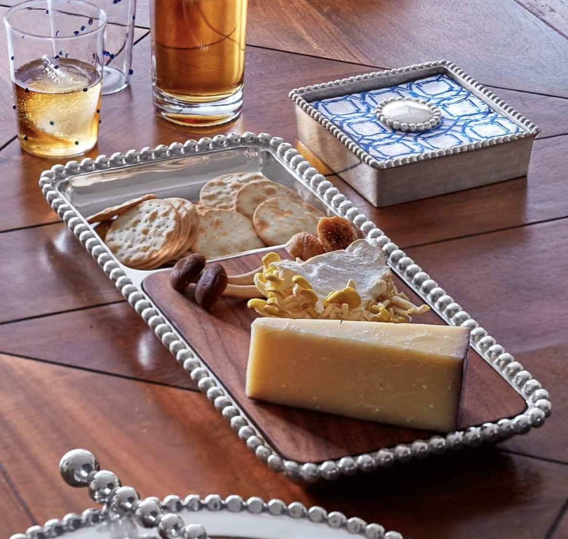 pewter-cheeseboard-tableware-serveware-and-napkin-holder-with-pearl-border